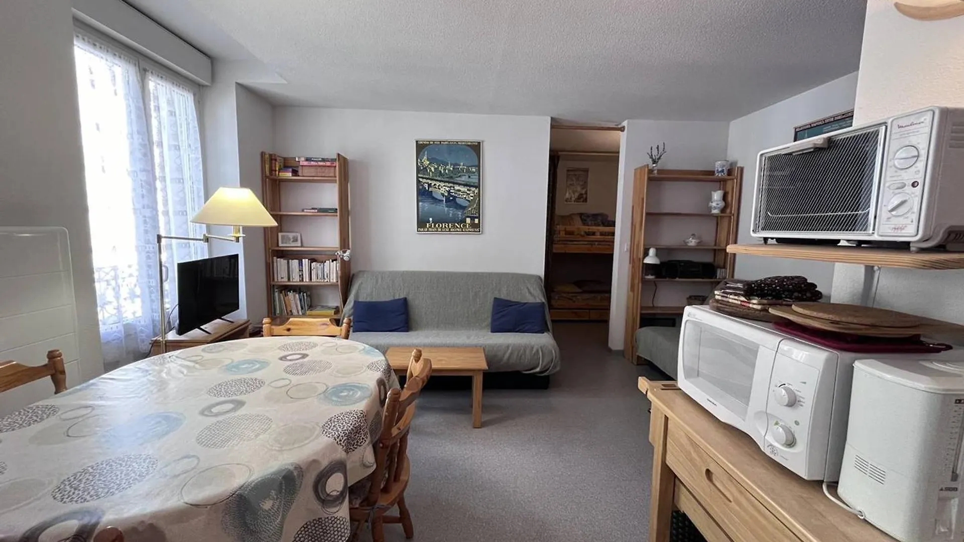 Appartement Lumineux Avec Balcon Au Centre De Cauterets - Fr-1-812-121 Apartment